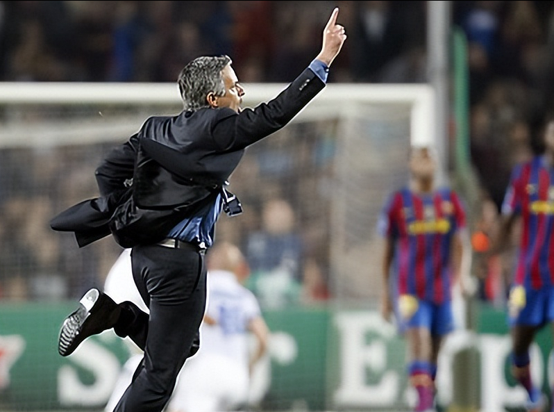 关于荷甲赛程吃紧，巴塞罗那转会期主帅复盘，目标明确，资深球员宣示担当的信息